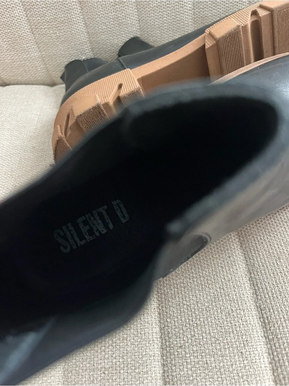 Silent d x Anthropologie black cress Chelsea boot lug soles size 40/10